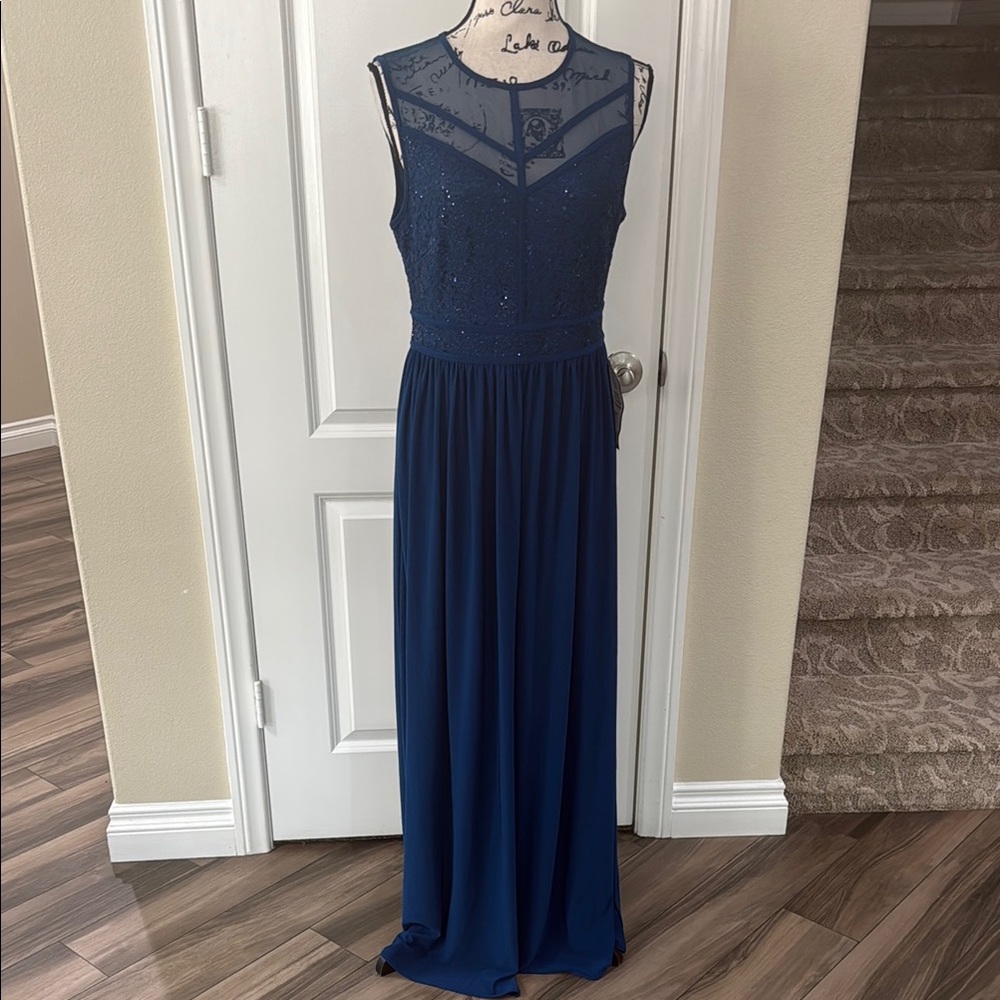 Night Way Collections Peacock Gown NWT